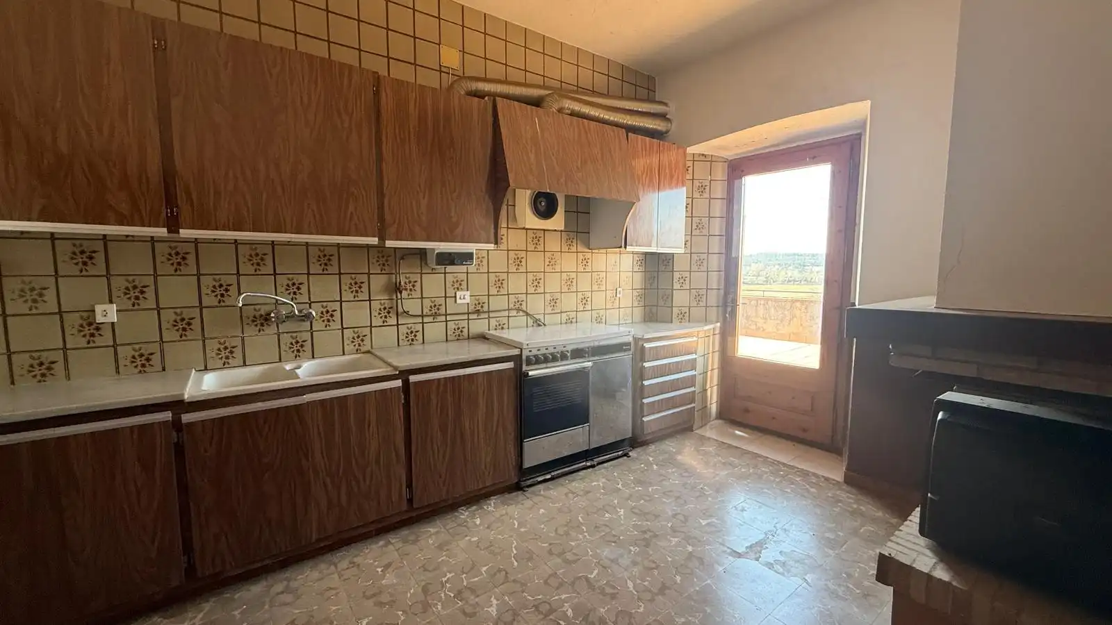 Kitchen of Country homes for sale in Jafre  with Heating, Private garden and Terrace