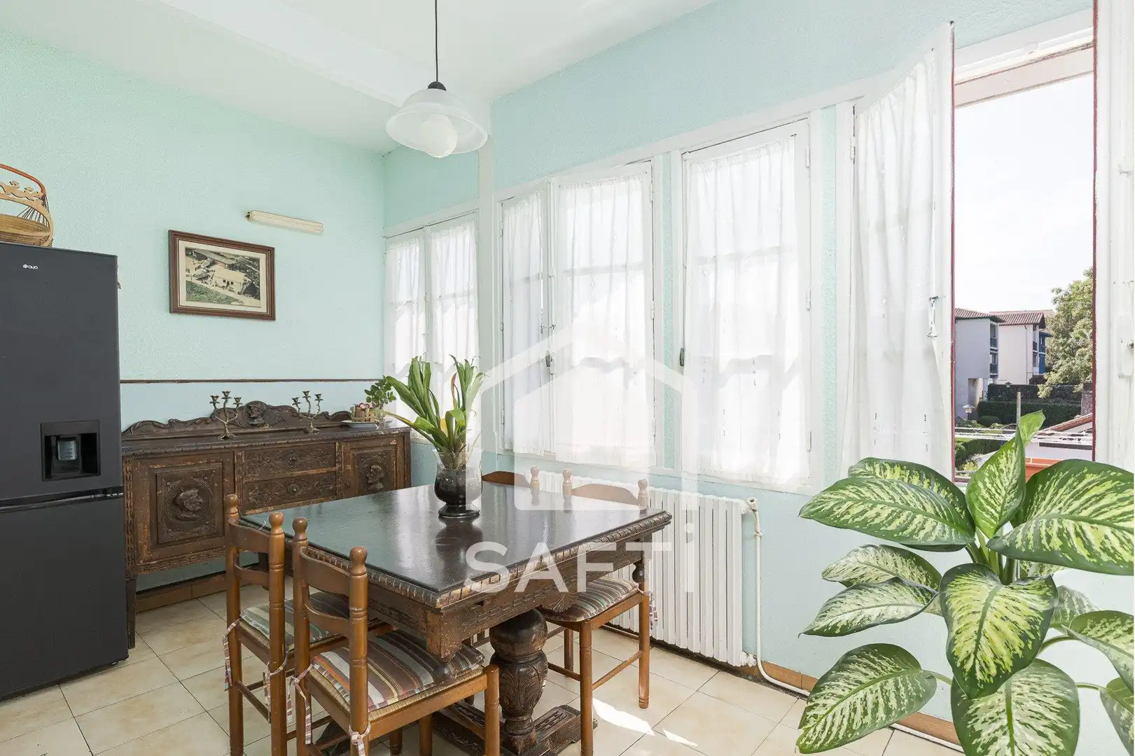 Comedor de Apartamento en venta en Irun  con Calefacción y Balcón
