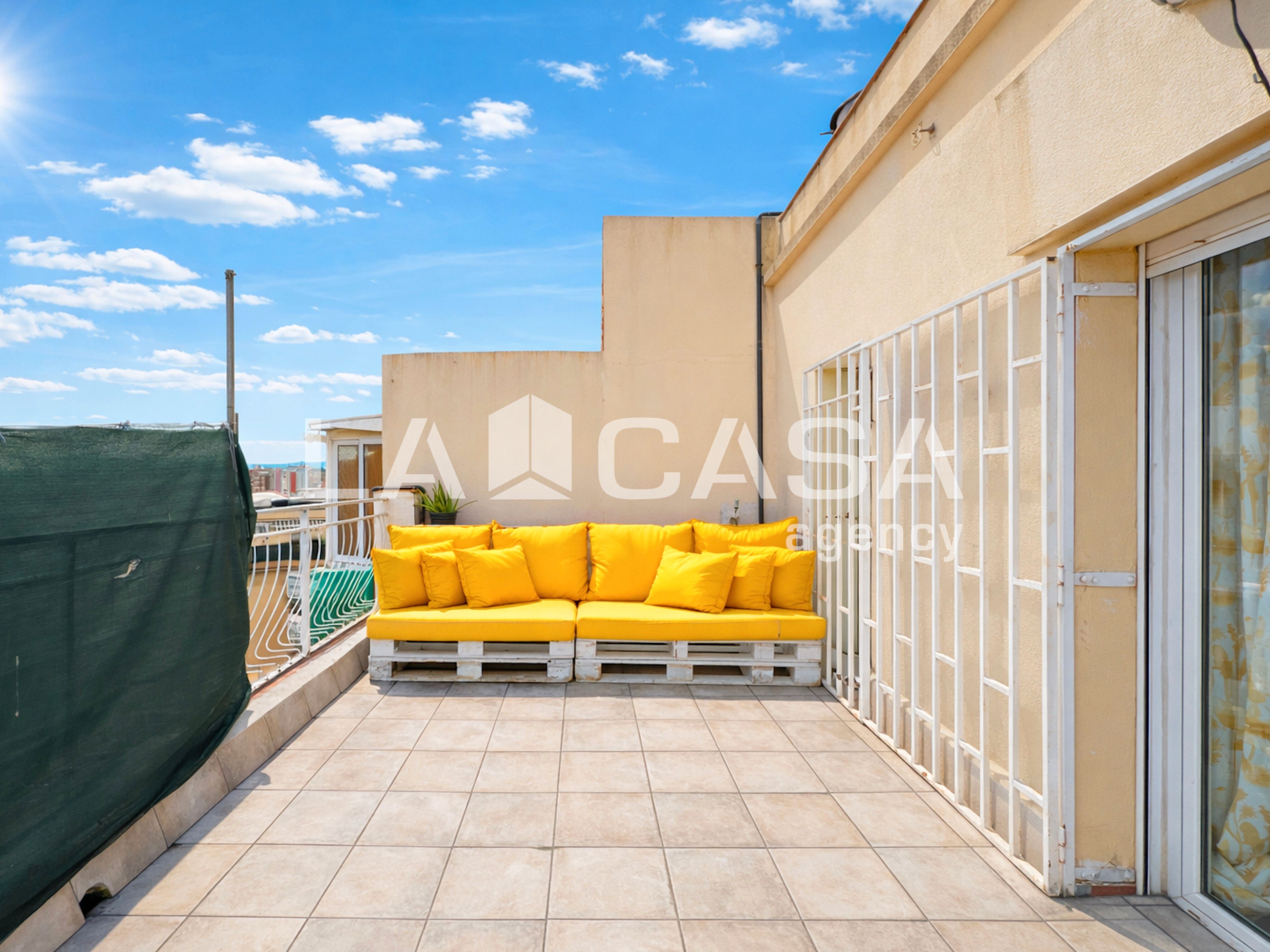 Terrassa de Pis en venda en Badalona amb Calefacció i Terrassa