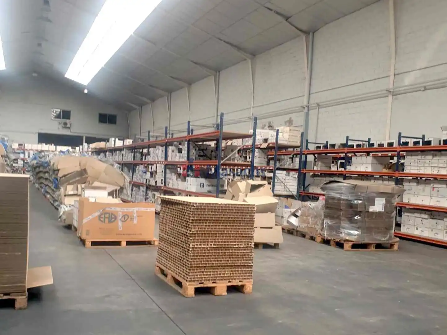 Nave industrial in vendita a Los Olivos - Los Ángeles, imagen 3