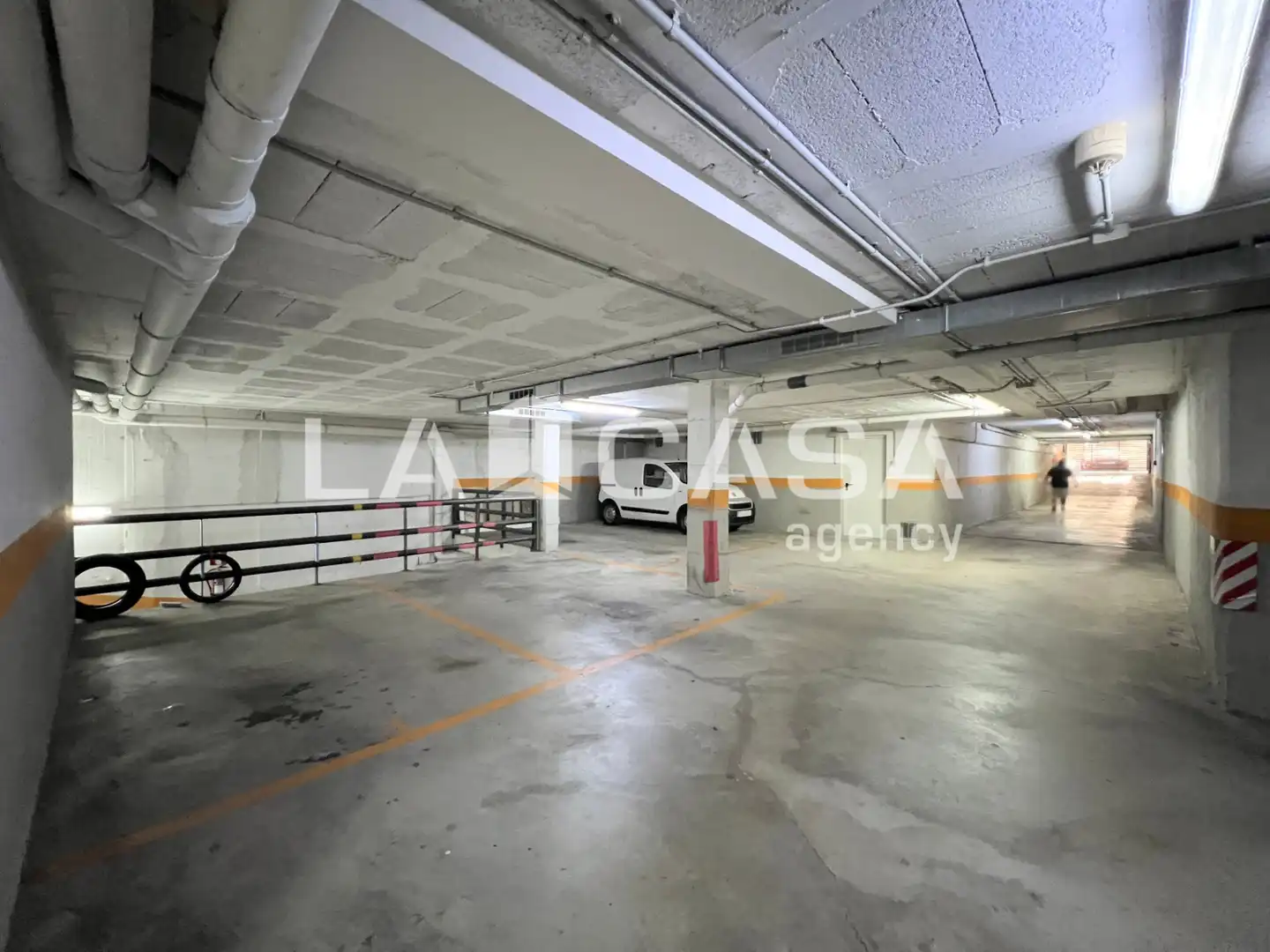 Parking of Attic for sale in Badalona  with Terrace, Furnished and Balcony