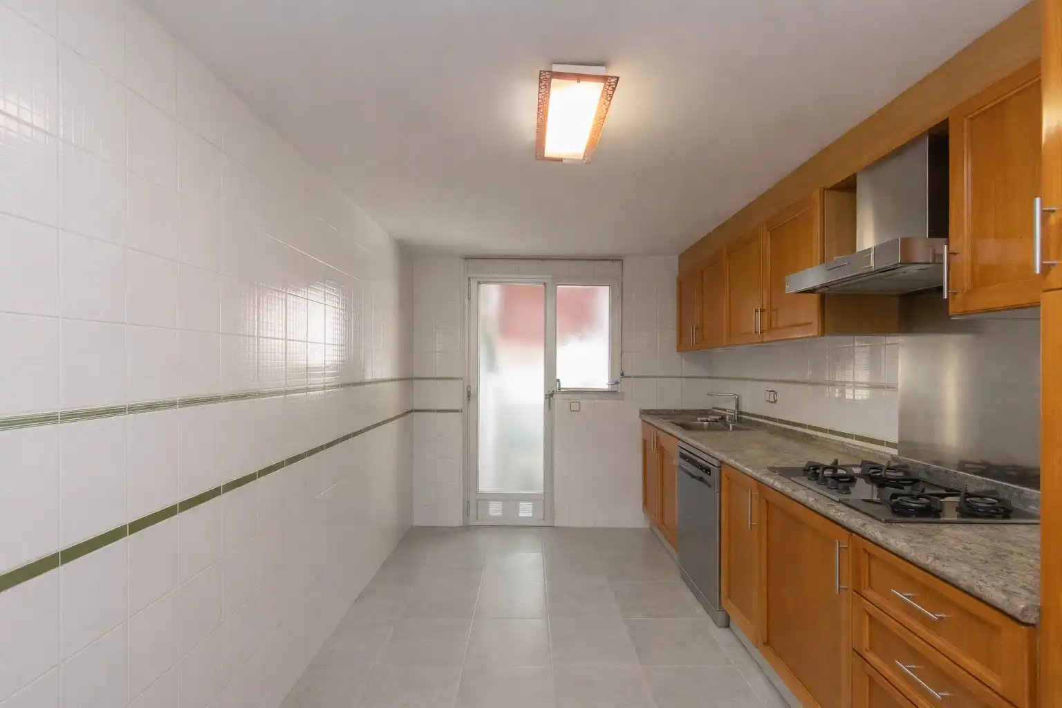 Cocina de Piso en venta en Valencia con Aire acondicionado, Calefacción y Horno