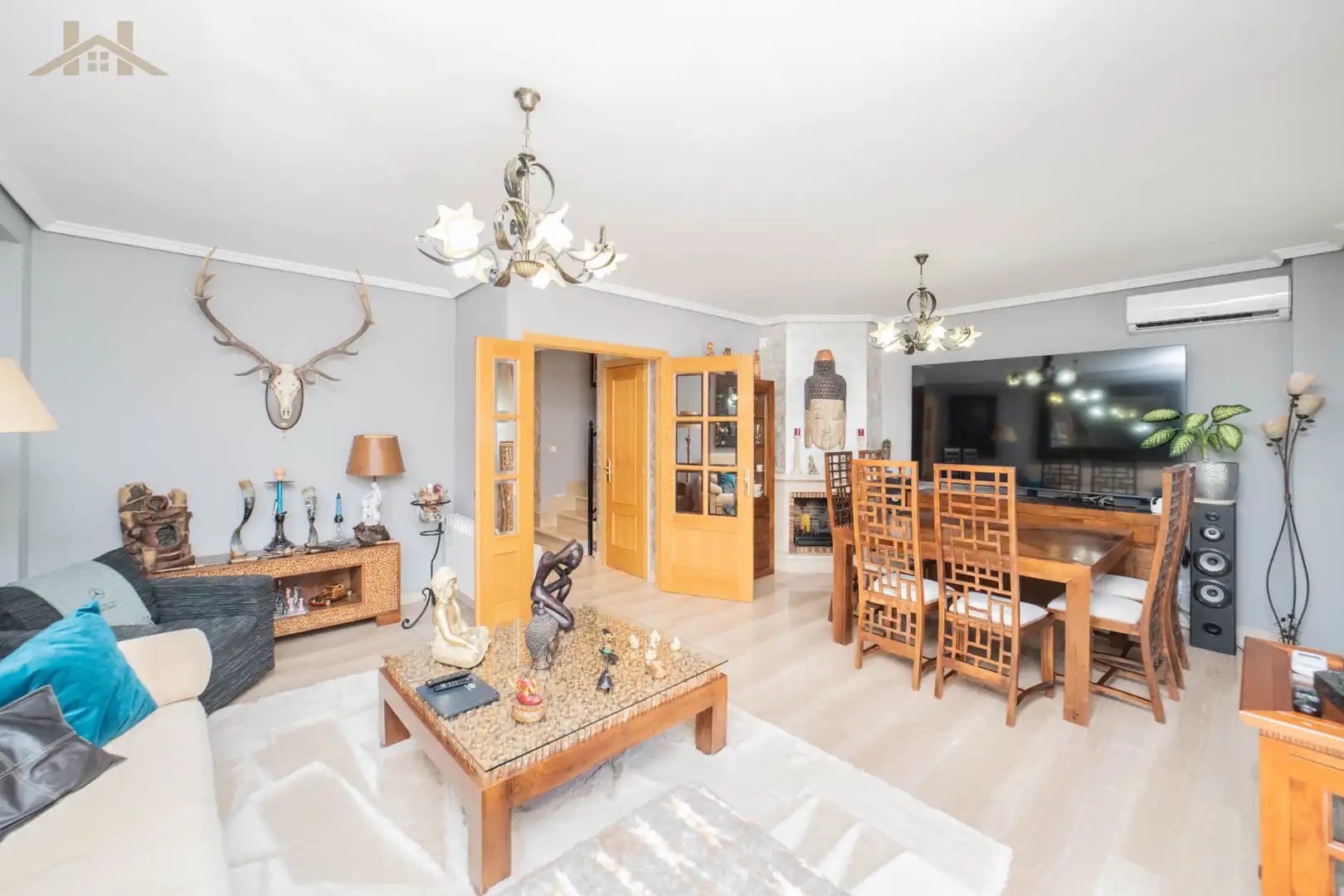 Living room of Detached homes for sale in Móstoles  with Air Conditioner, Heating and Private garden