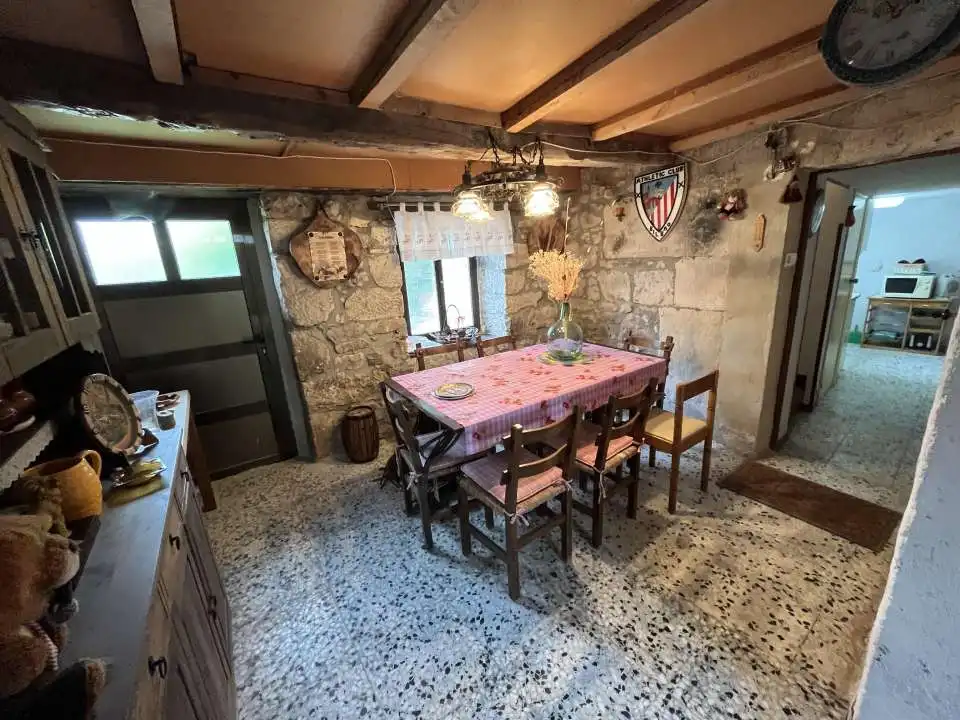Comedor de Casa o chalet en venta en Valle de Manzanedo con Jardín privado