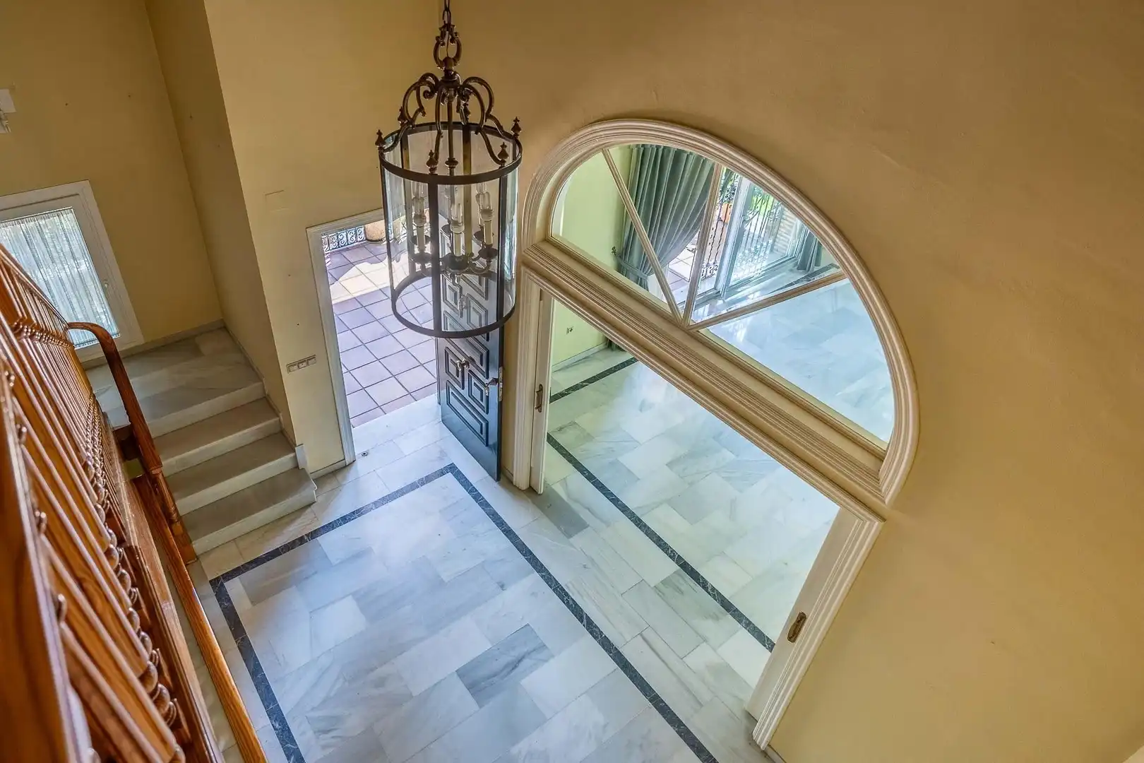 Casa o chalet en venta en Gelves con Jardín privado y Piscina comunitaria