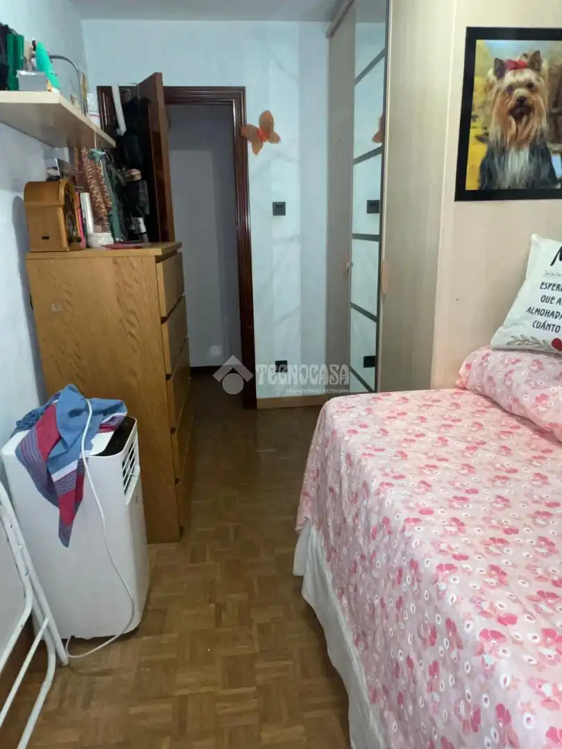 Dormitori de Pis en venda en Madrid amb Calefacció i Parquet