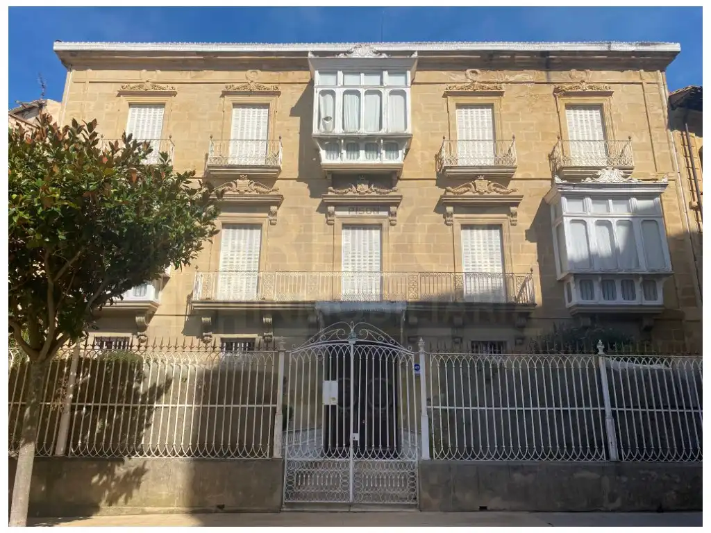 Casa en venda a Calle Hermanos Sánchez del Río