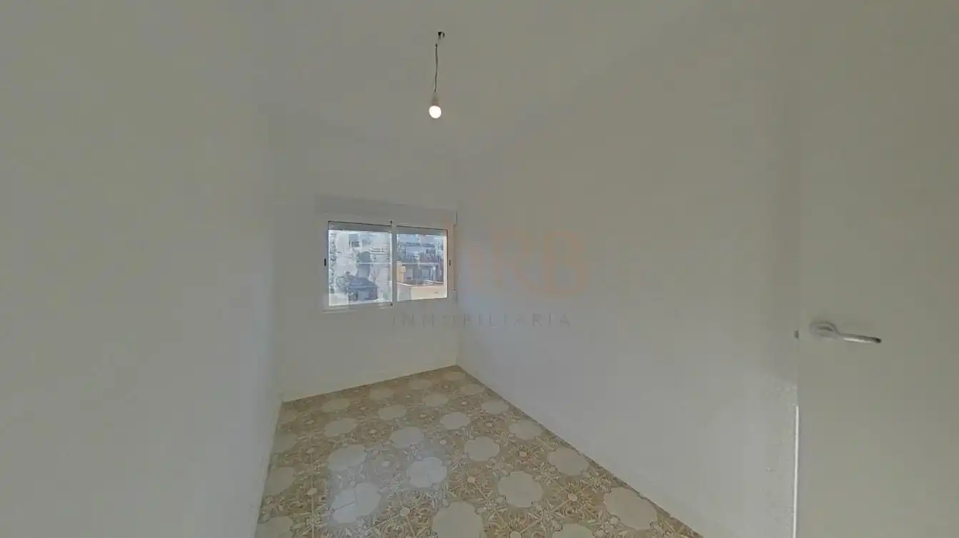 Habitación de Piso en venta en Viladecans con Balcón