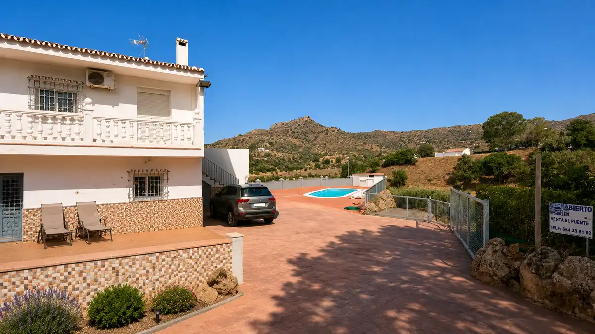 Vista exterior de Finca rústica en venta en Málaga con Aire acondicionado y Calefacción
