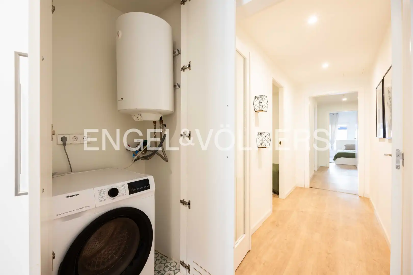 Flat for sale in Barcelona  with Air Conditioner, Heating and Private garden