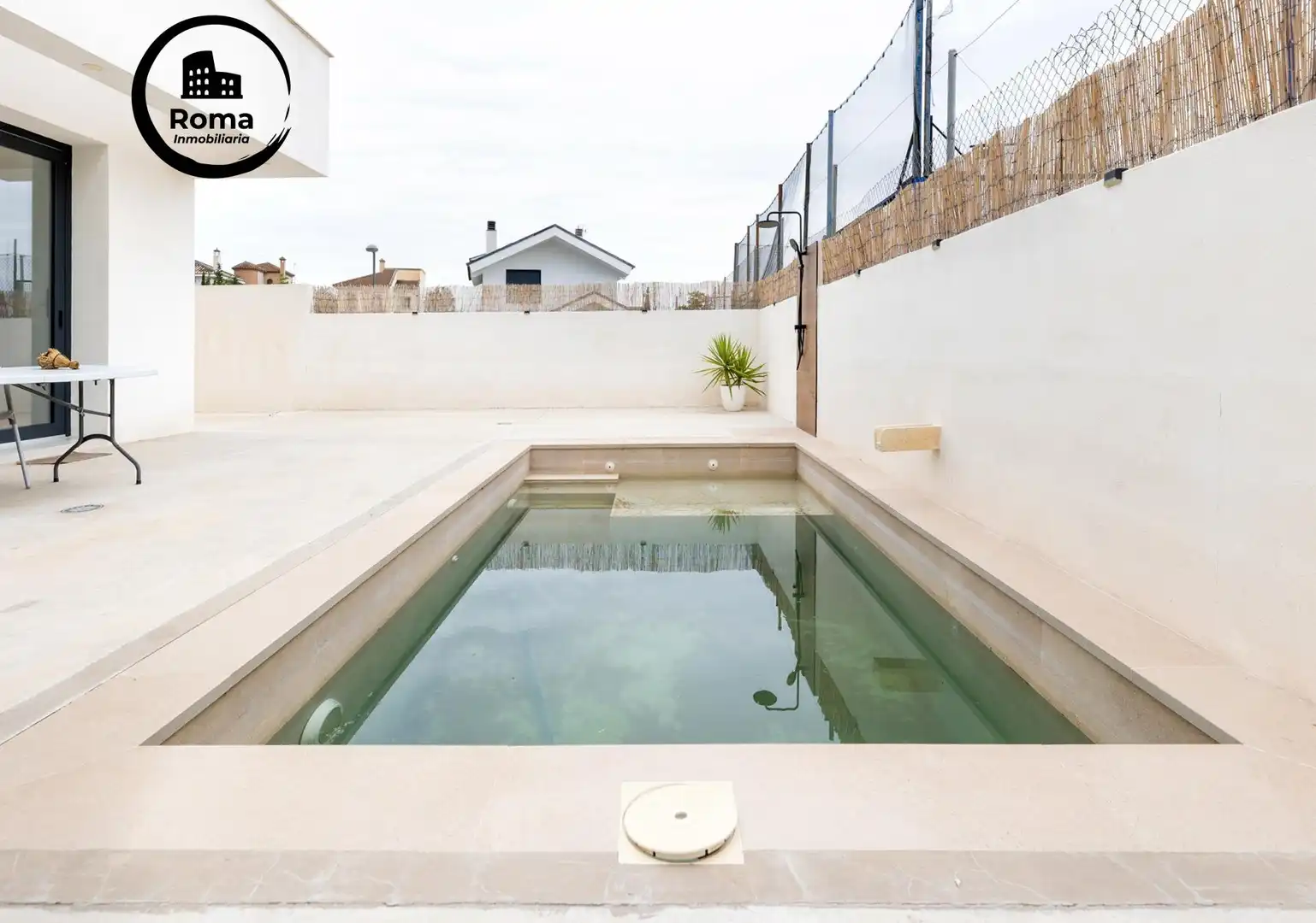 Piscina de Casa o xalet en venda en La Zubia amb Jardí privat i Piscina