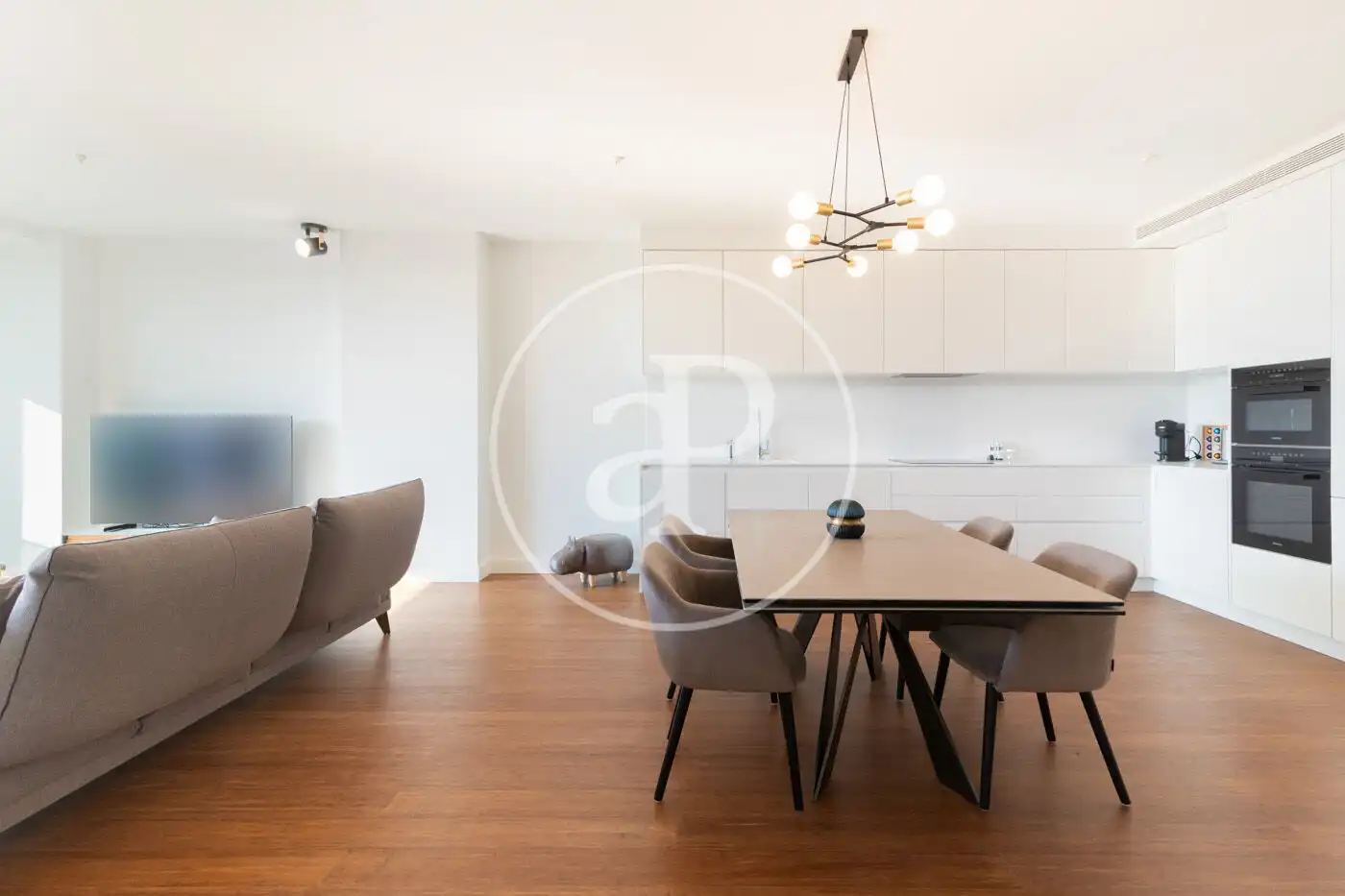 Sala de estar de Piso de alquiler en Barcelona con Aire acondicionado, Calefacción y Terraza