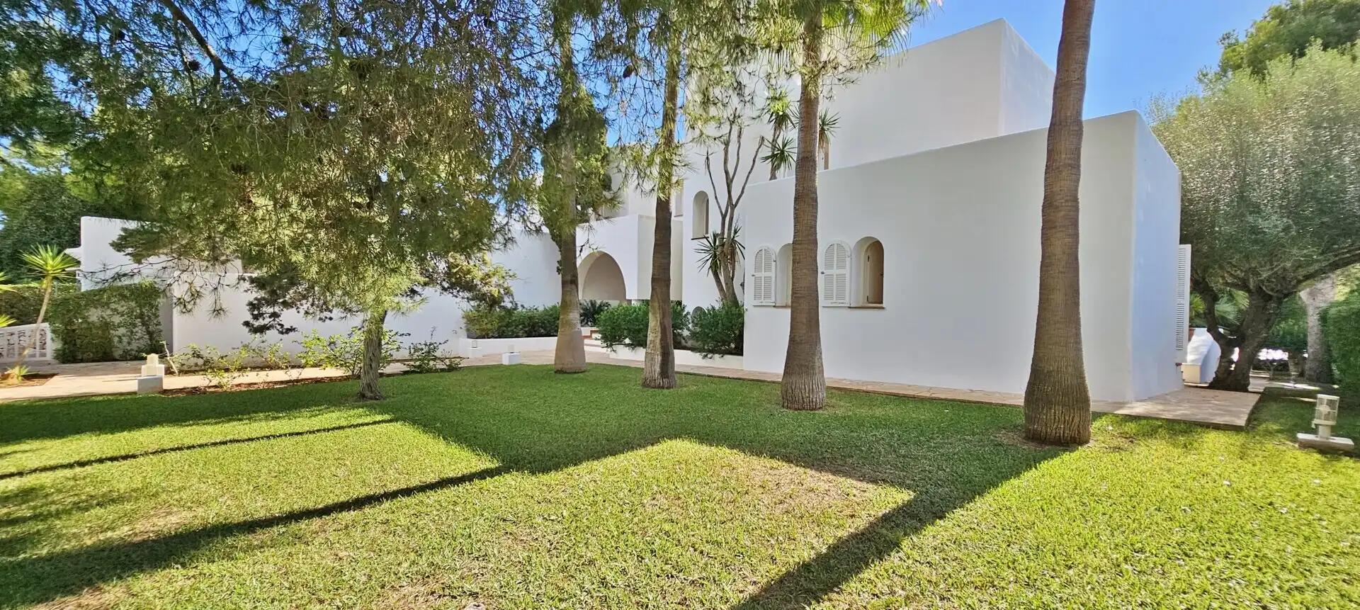 Vista exterior de Casa o xalet en venda en Santanyí amb Jardí privat, Terrassa i Piscina