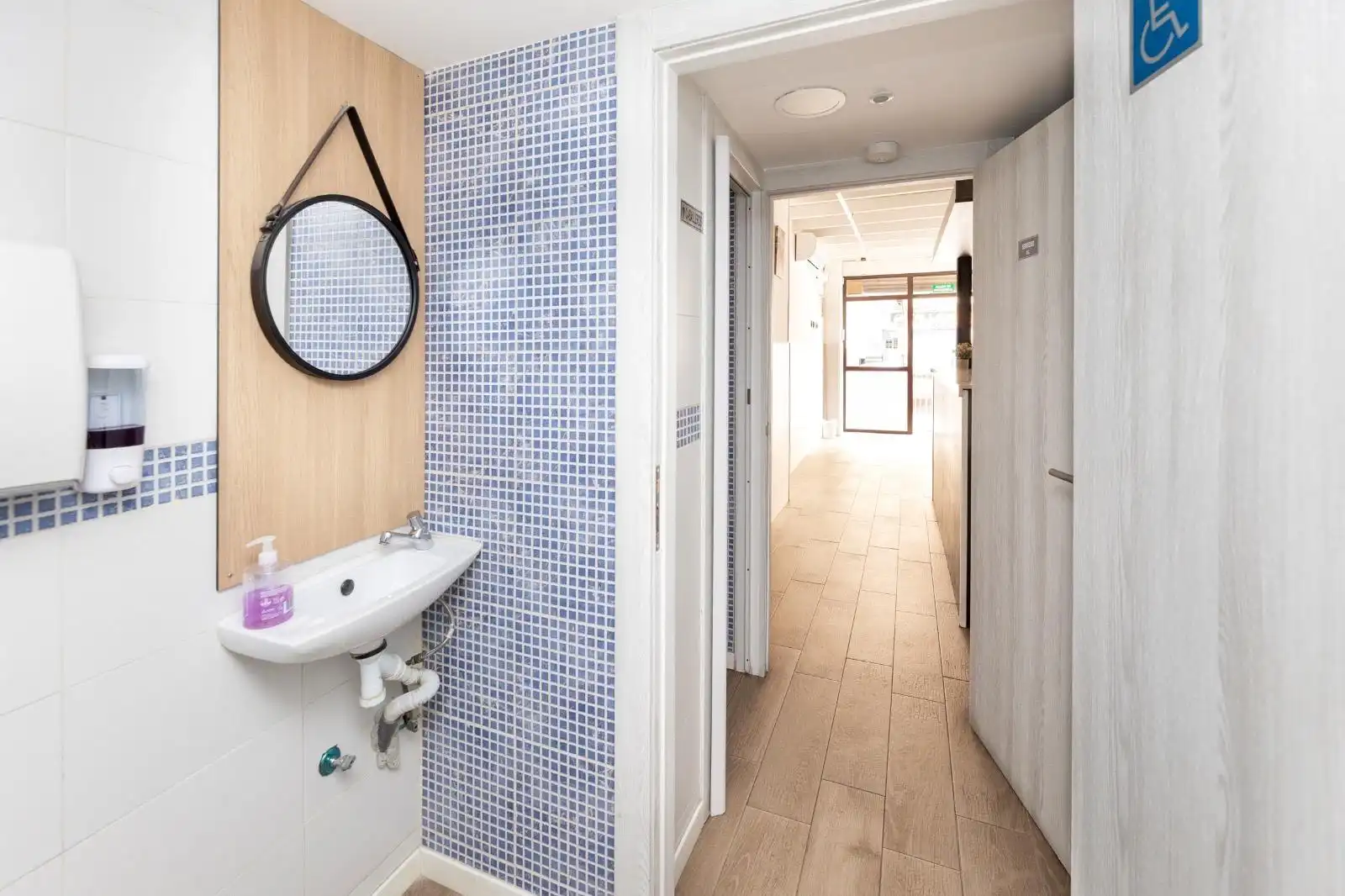 Local en venta en Granada con Aire acondicionado y Amueblado