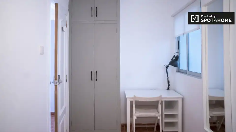 Room in El Cabanyal - El Canyamelar