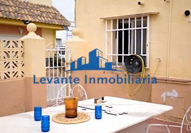 Foto 2 de Casa o xalet en venda a Poligono Mas del Jutge, Valencia