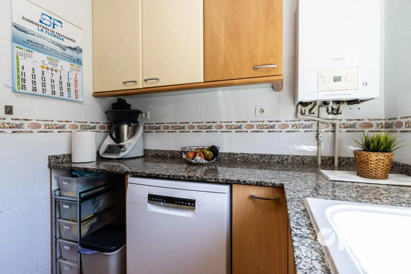 Kitchen of Flat for sale in Terrassa  with Air Conditioner, Heating and Parquet flooring