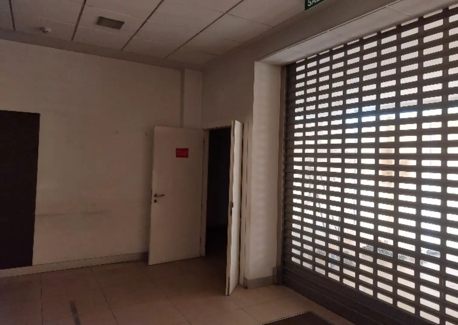 Local comercial de lloguer a C/ Granada, imagen 4