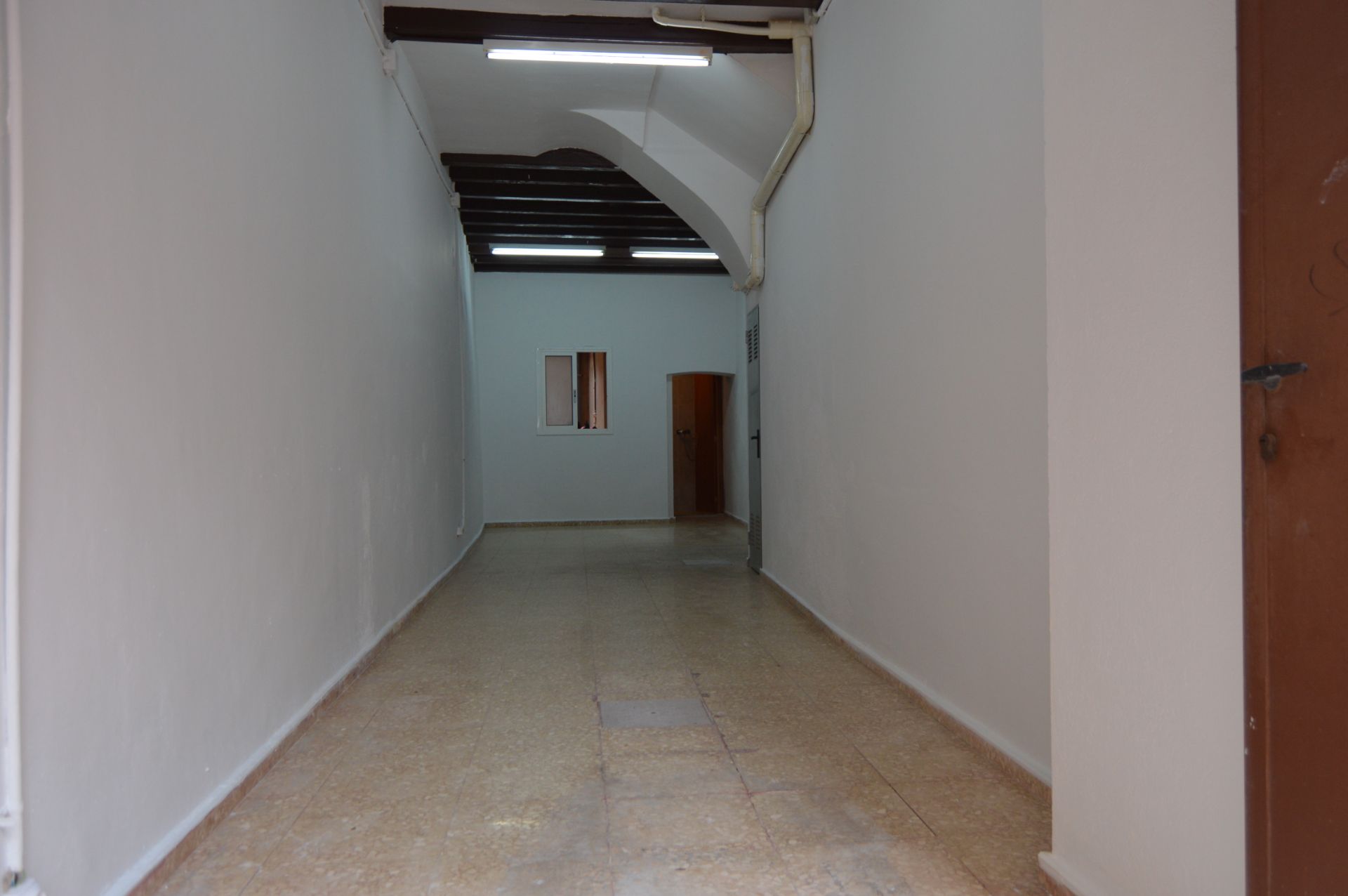 Local de alquiler en Carrer Baix del Carme, 13, Centre