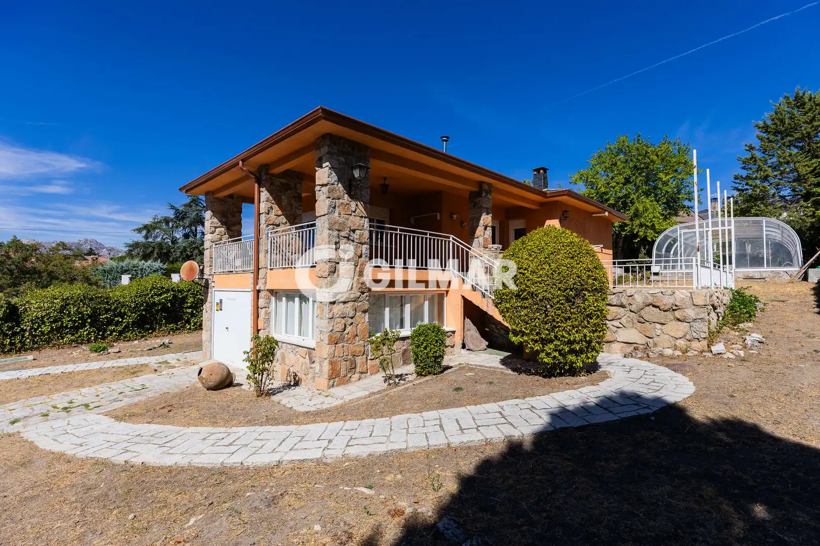 Detached house with pool for sale in Soto del Real, imagen 4