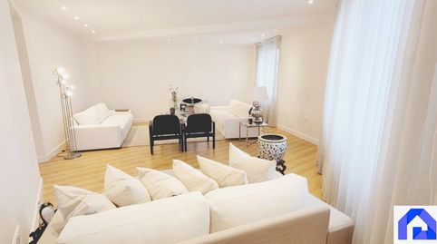 Foto 4 de Piso en venta en Oviedo - Calle Campoamor, Salesas - Foncalada - Campoamor, Oviedo