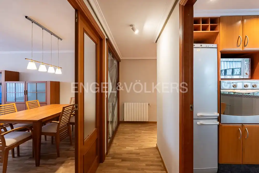 Flat for rent in Valencia  with Air Conditioner, Heating and Parquet flooring