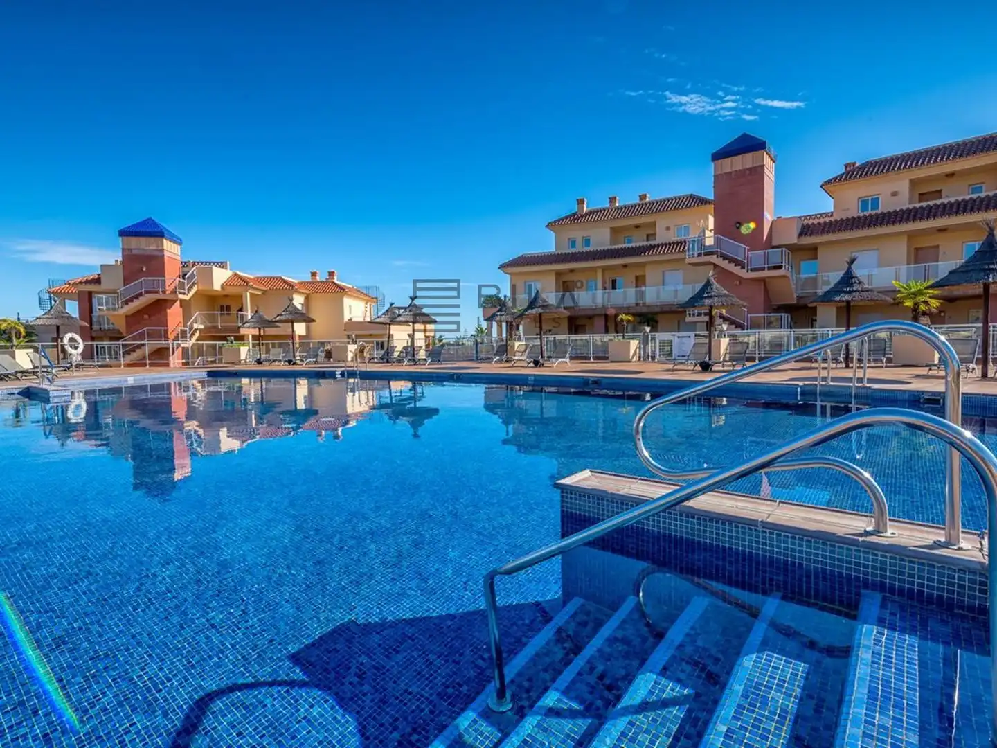 Swimming pool of Flat for sale in El Faro de Calaburra - Chaparral
