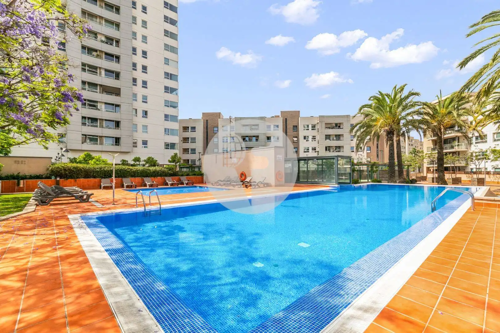 Piscina de Dúplex en venta en Barcelona con Aire acondicionado, Calefacción y Terraza