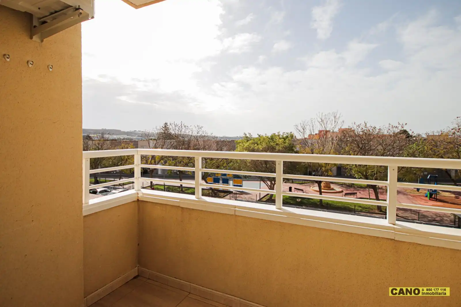 Wohnung zum Verkauf in Campamento, Huércal de Almería