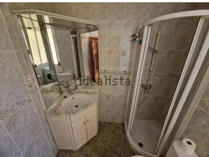 Badezimmer von Wohnungen zum Verkauf in Cullera mit Terrasse, Möbliert und Ofen