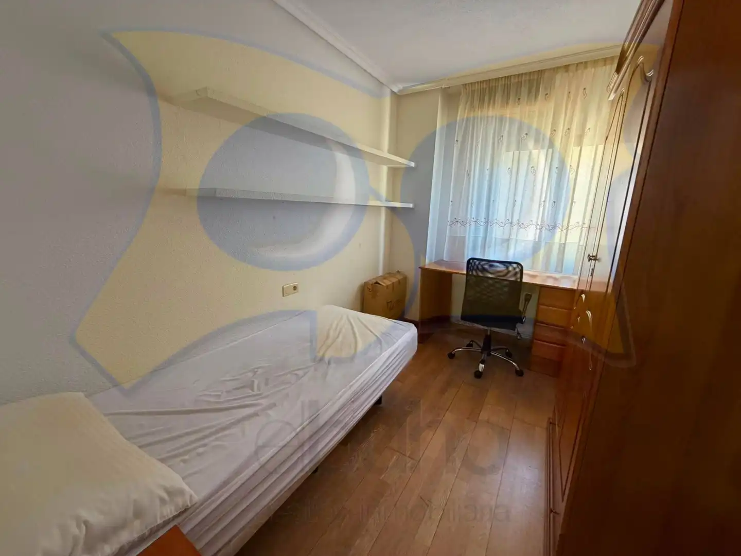 Bedroom of Flat for rent in Salamanca  with Heating, Furnished and Oven