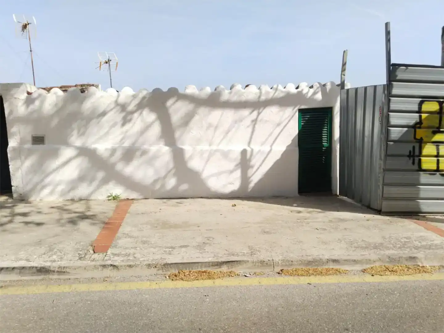 Vista exterior de Casa adosada en venda en Maó - Mahón