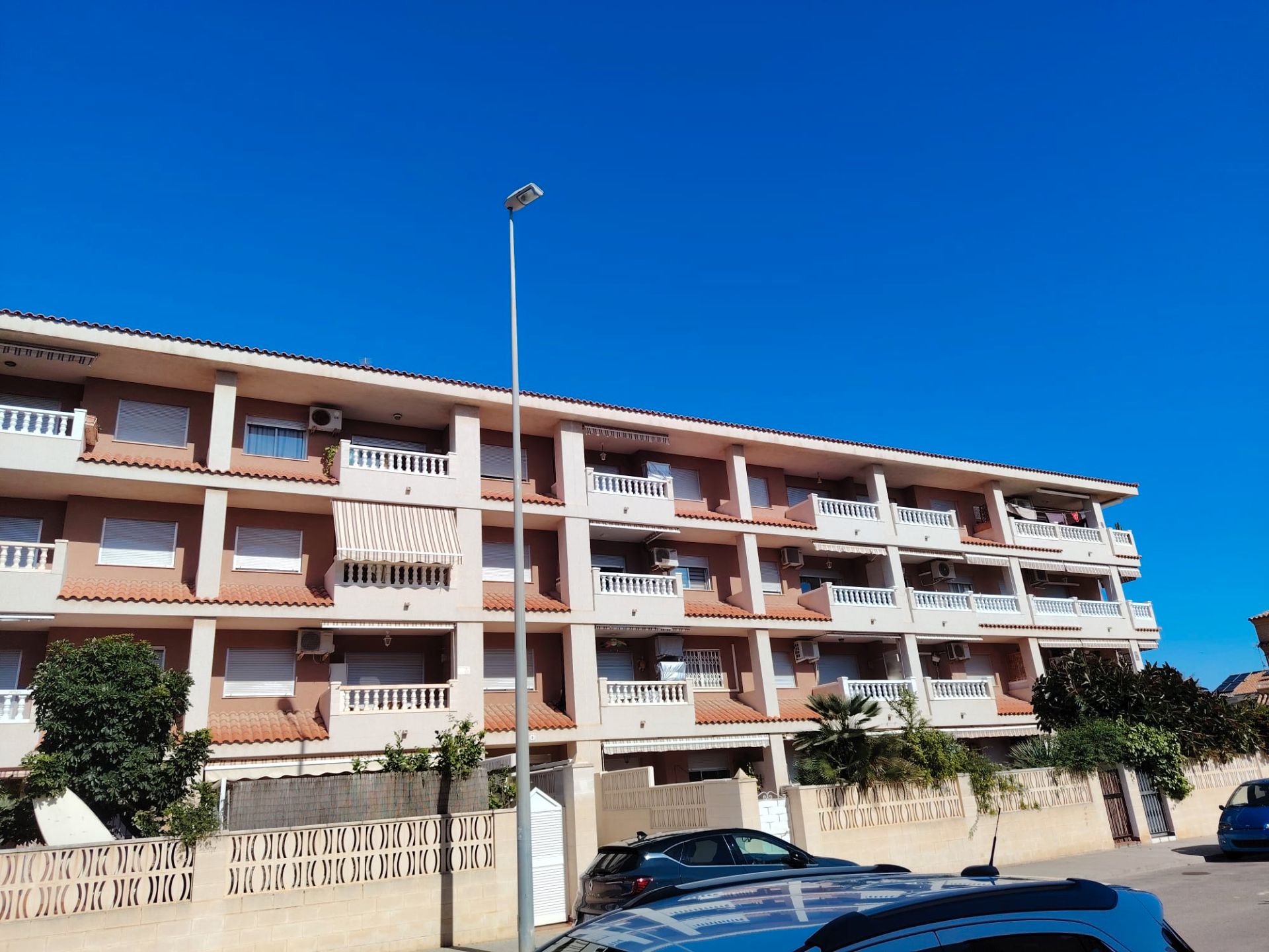 Vista exterior de Pis en venda en Canet d'En Berenguer amb Aire condicionat, Terrassa i Moblat