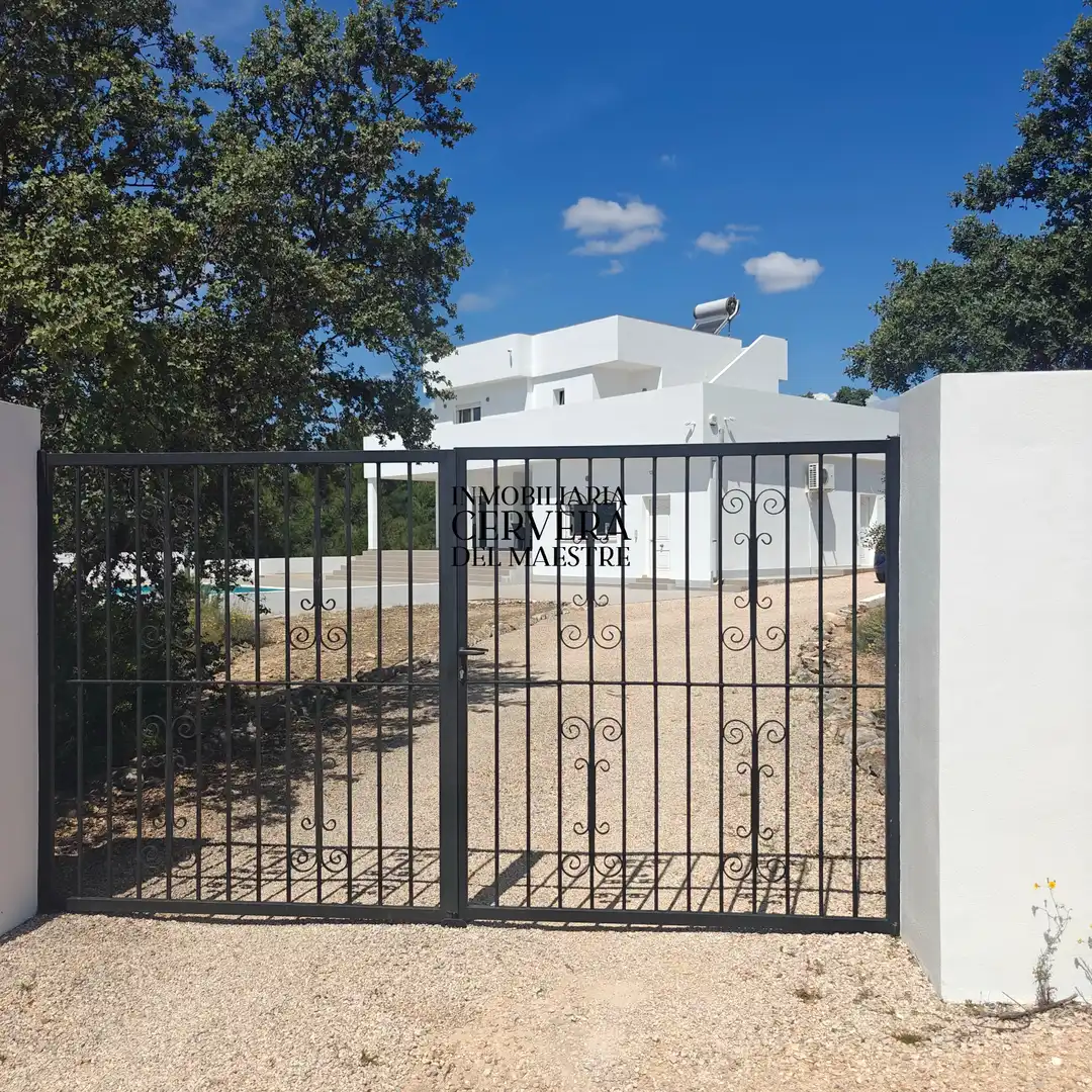 Chalet con piscina en venta en Cervera del Maestre, imagen 74