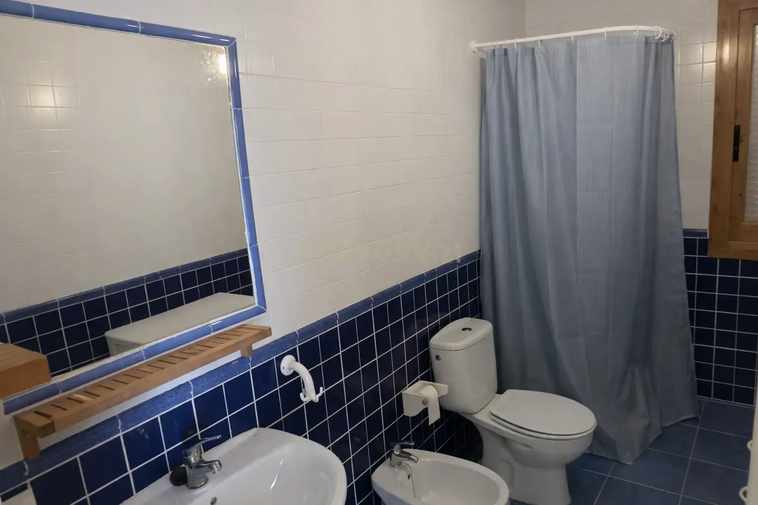 Badezimmer von Wohnungen zum Verkauf in Cáceres mit Privatgarten und Schwimmbad
