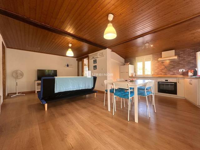 Casa-chalet en Venta en Castro Caldelas