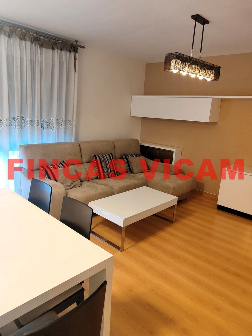 Sala d'estar de Pis de lloguer en  Huesca Capital amb Aire condicionat, Calefacció i Parquet