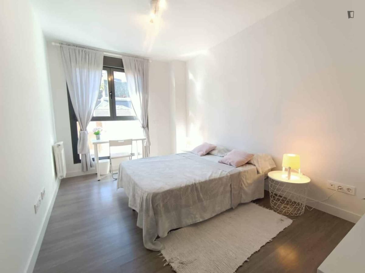 Habitación de Apartamento para compartir en Rivas-Vaciamadrid con Amueblado, Horno y Lavadora