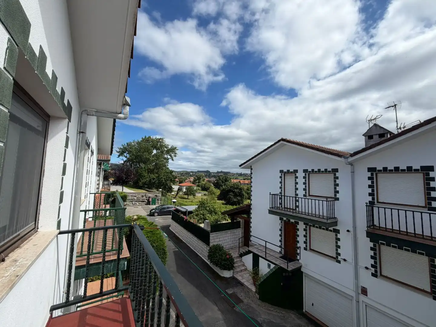 Vista exterior de Casa o chalet en venta en Meruelo con Calefacción, Jardín privado y Terraza