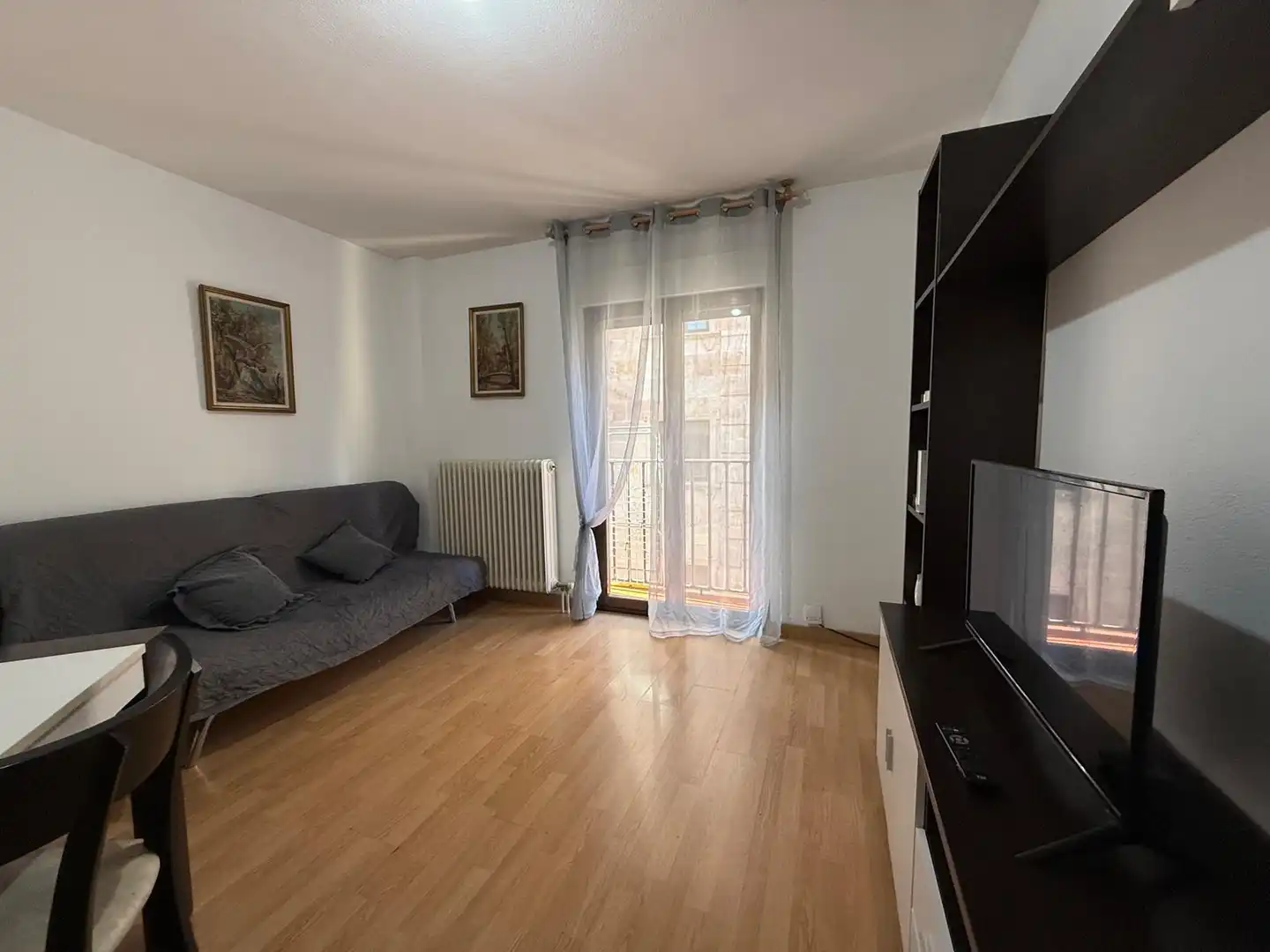 Living room of Flat for rent in Salamanca  with Heating, Parquet flooring and Furnished