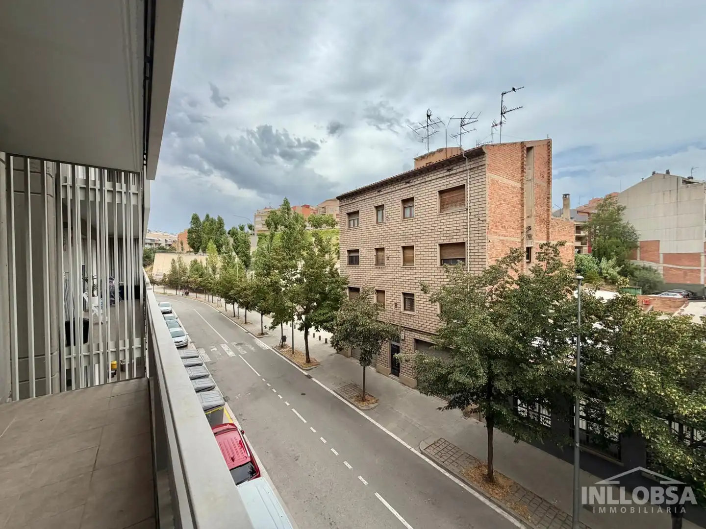 Exterior view of Flat for rent in Manresa  with Air Conditioner, Heating and Parquet flooring