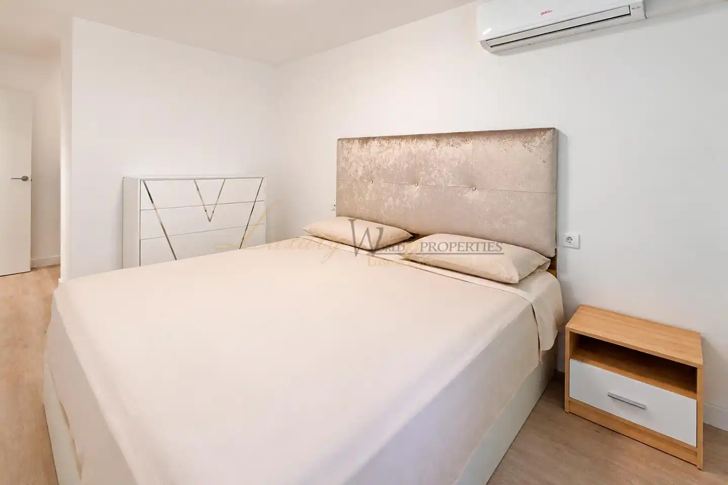 Bedroom of Apartments for sale in Granadilla de Abona