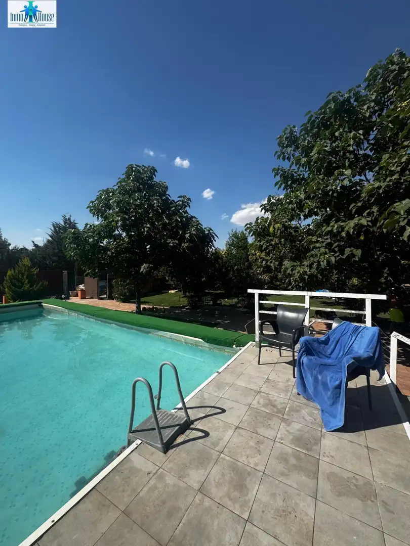 Casa rústica con piscina en venta en Pedanías - Extrarradio, imagen 2