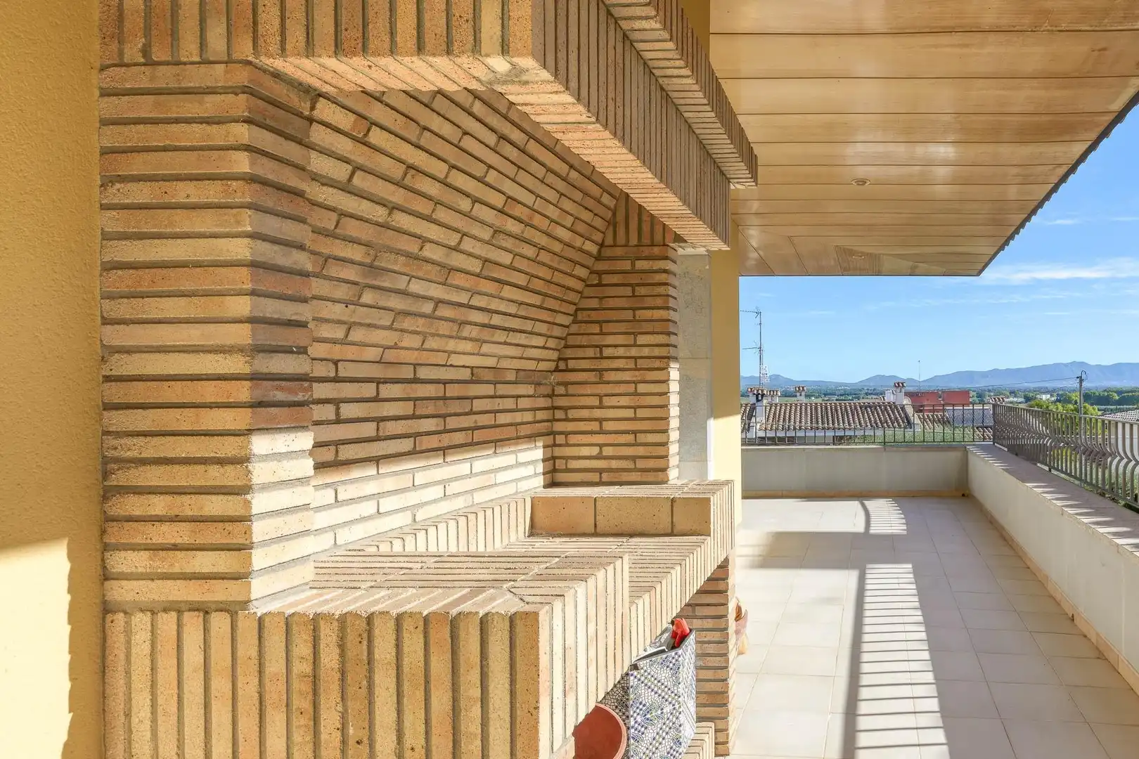 Terraza de Casa o chalet en venta en Figueres con Aire acondicionado, Jardín privado y Terraza