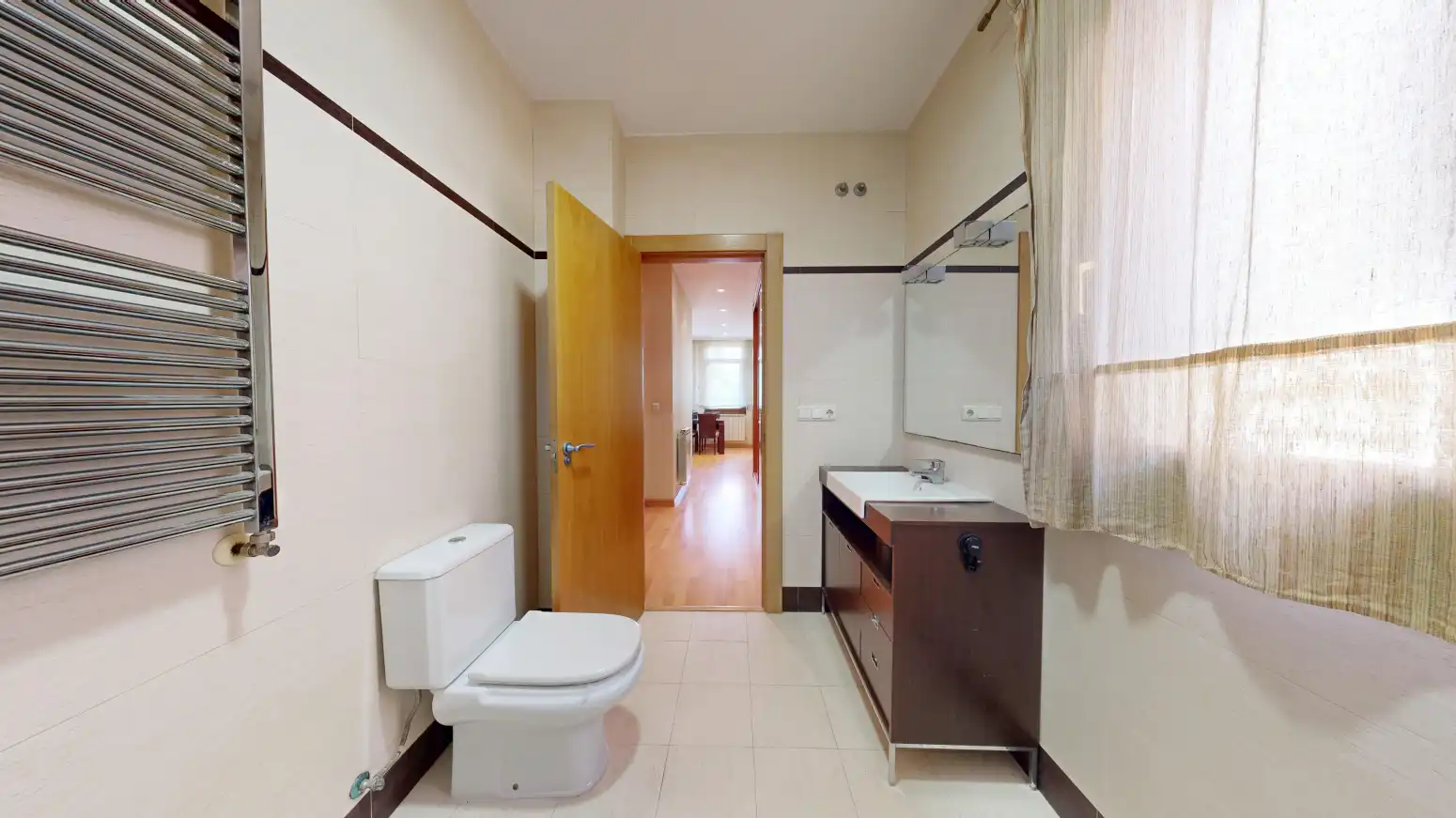 Badezimmer von Wohnung zum Verkauf in Tafalla mit Heizung, Möbliert und Balkon