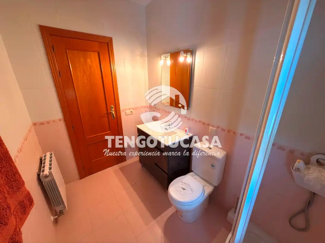 Baño de Casa o chalet en venta en Bargas con Aire acondicionado, Calefacción y Jardín privado