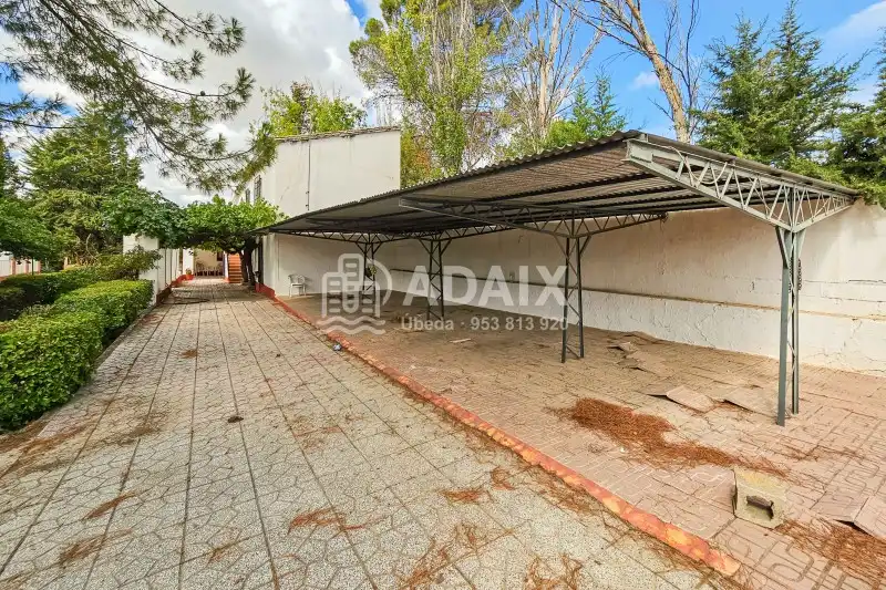Jardín de Casa o chalet en venta en Úbeda con Terraza, Trastero y Balcón