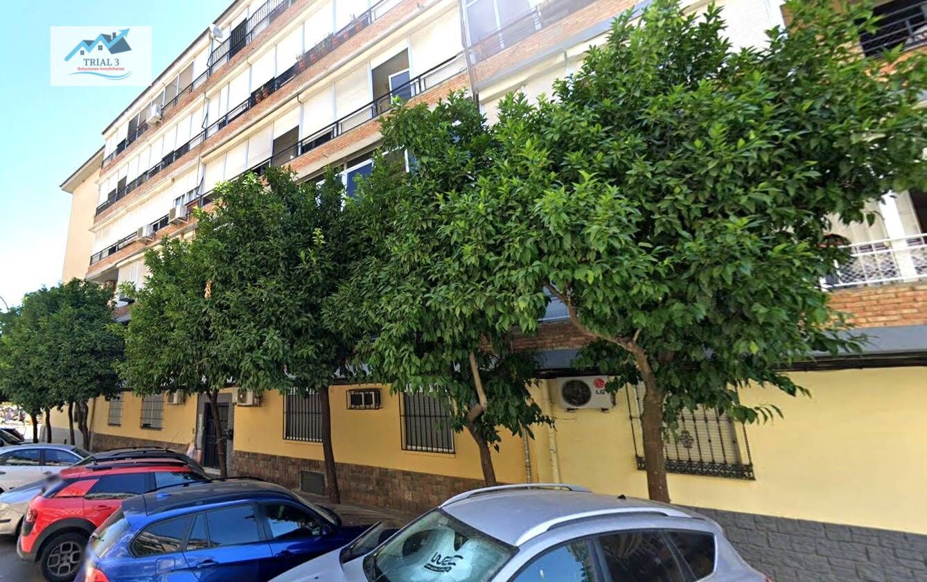 Exterior view of Flat for sale in  Sevilla Capital  with Terrace
