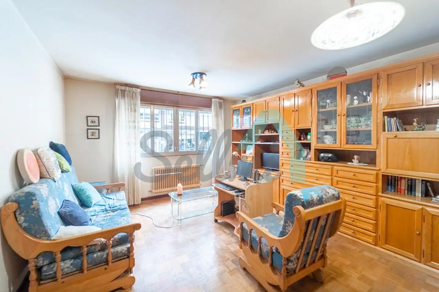 Wohnzimmer von Erdgeschoss zum Verkauf in Oviedo  mit Heizung und Parkett