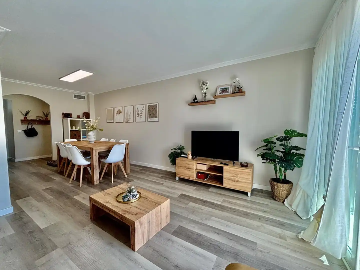 Sala de estar de Ático en venta en Alcúdia con Aire acondicionado, Parquet y Terraza